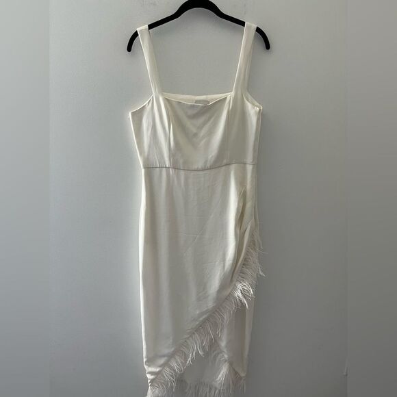 Saylor Caylin White Feathered Dress L - Picture 8 of 9